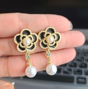 flower earrings